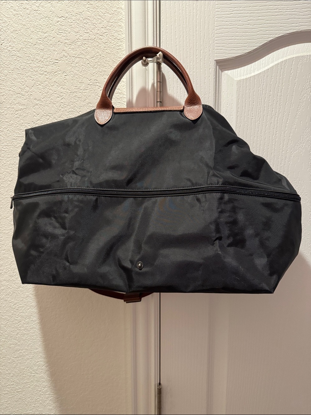 Longchamp Black Nylon Duffel with Expander - Picture 3 of 5